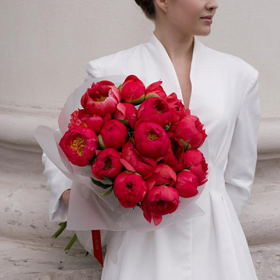 Монобукет коралловых пионов 